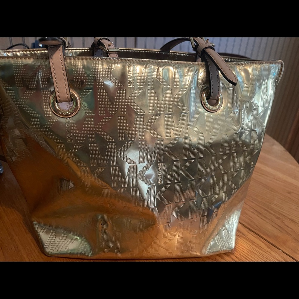 MK GOLD TOTE